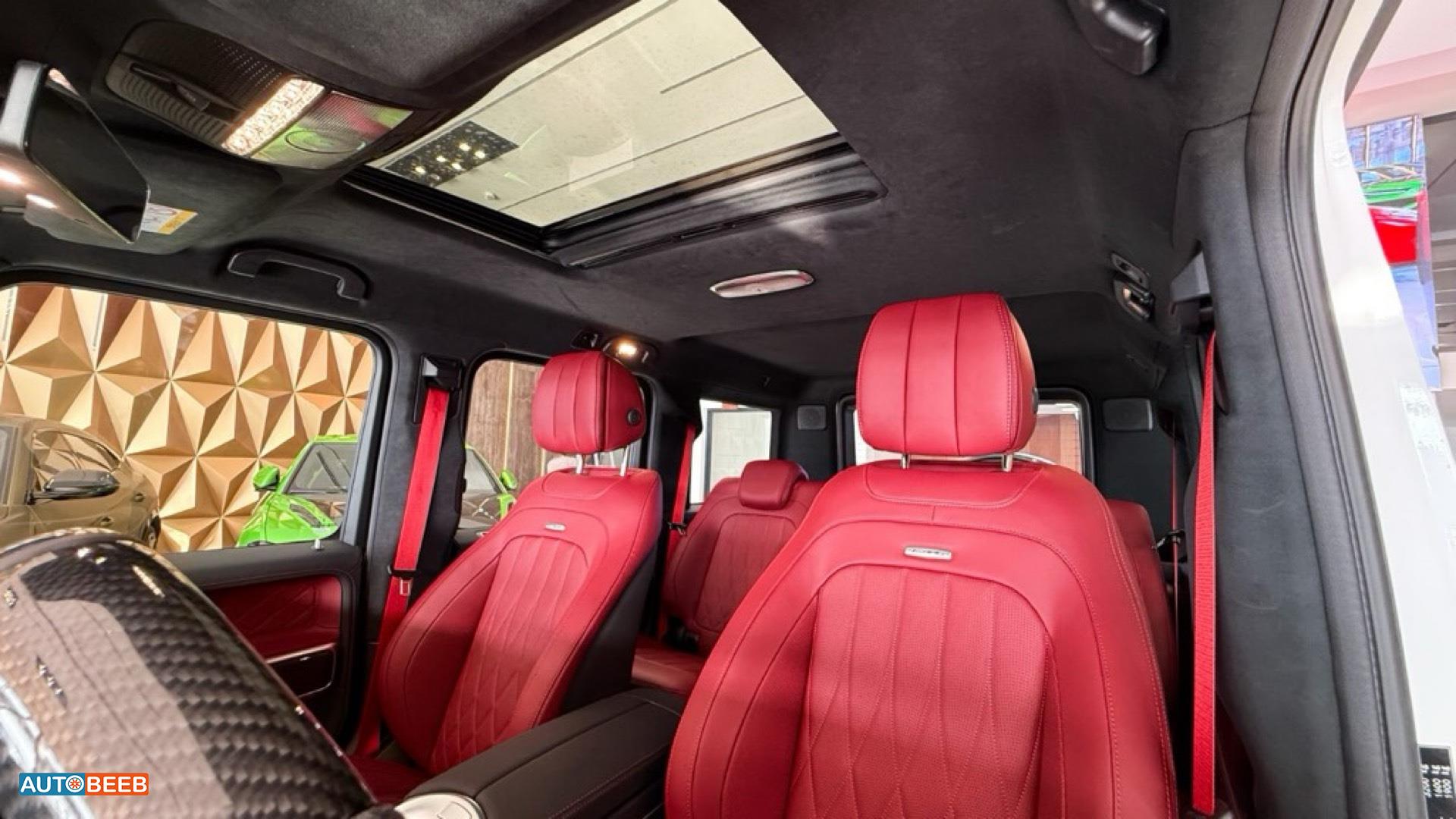 Mercedes Benz G63 AMG 2025