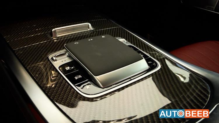 Mercedes Benz G63 AMG 2025