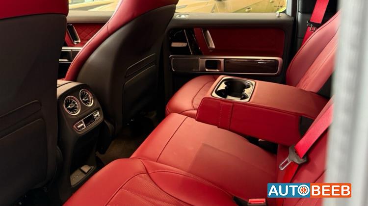 Mercedes Benz G63 AMG 2025