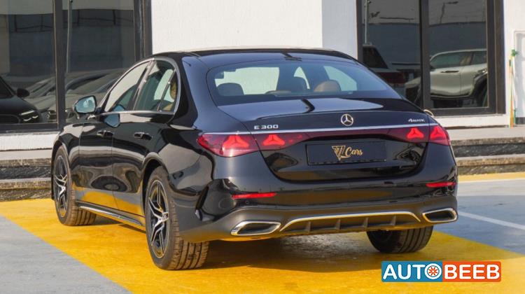 مرسيدس بنز E300 2025