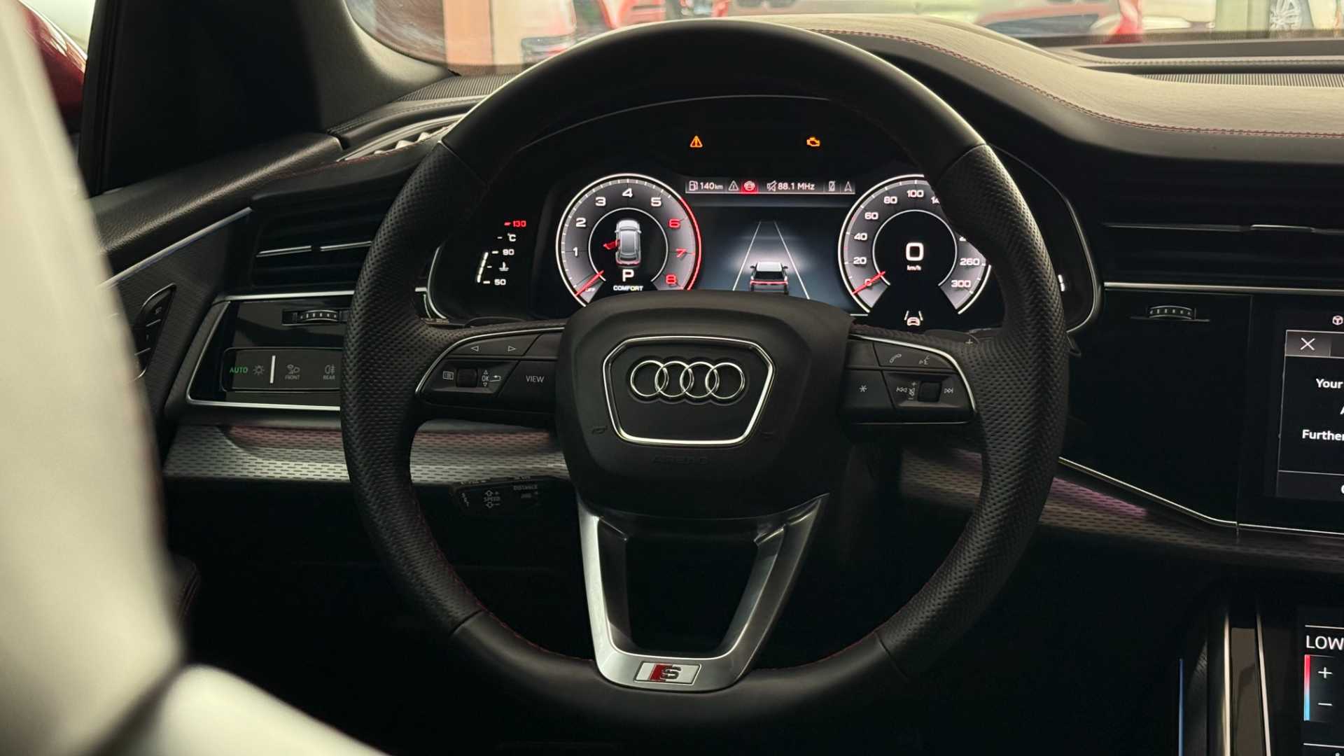 Audi Q8 2024
