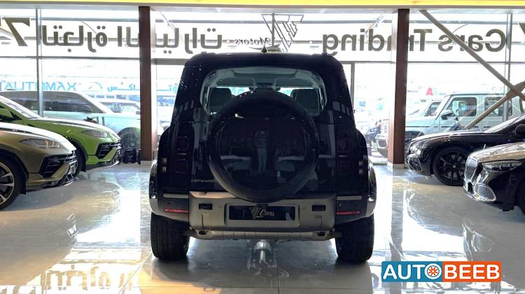 لاندروفر ديفندر 2025