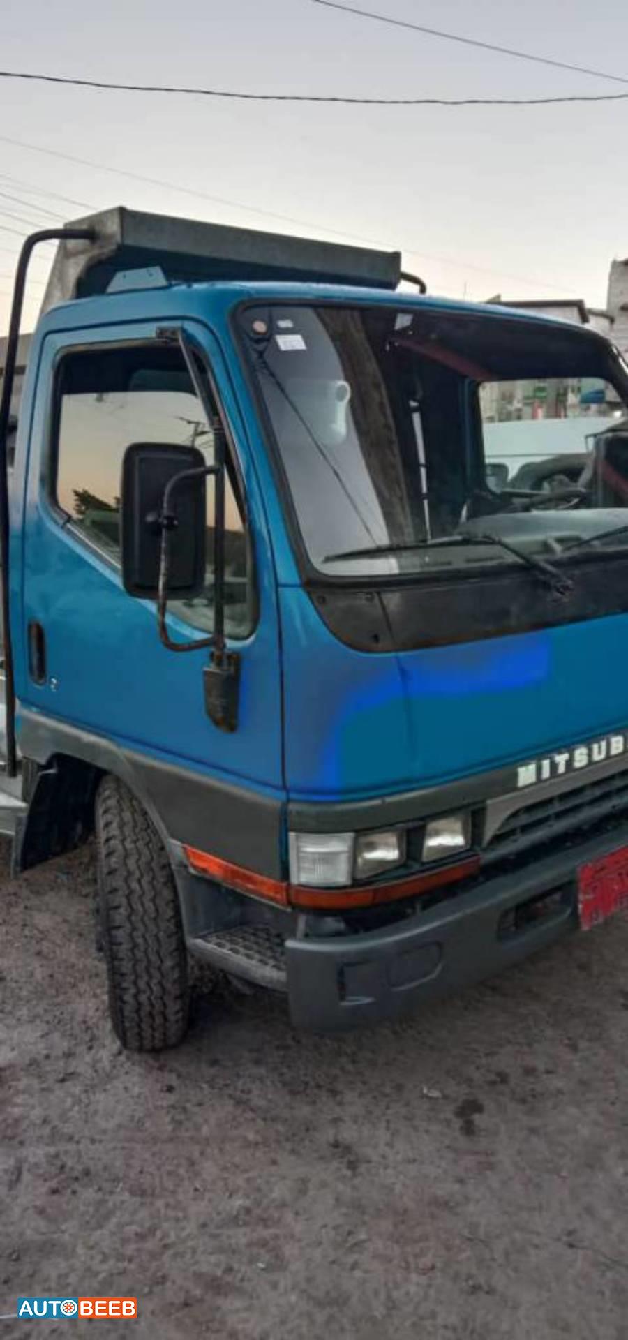 Tractor Unit Mitsubishi 2004