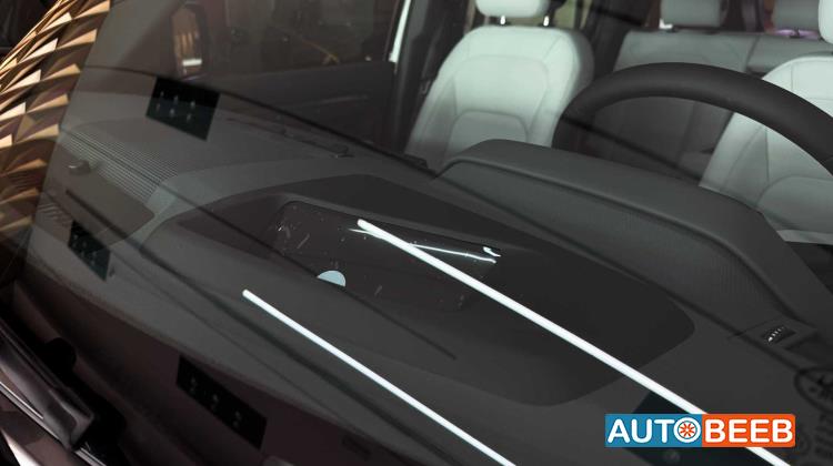 لاندروفر ديفندر 2025