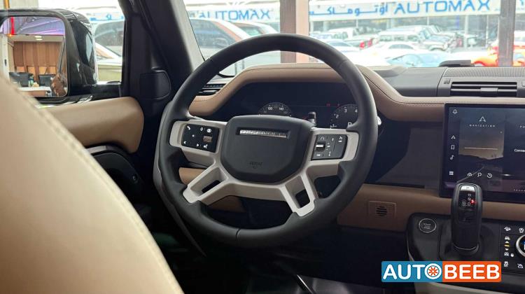 Land Rover Defender 2025