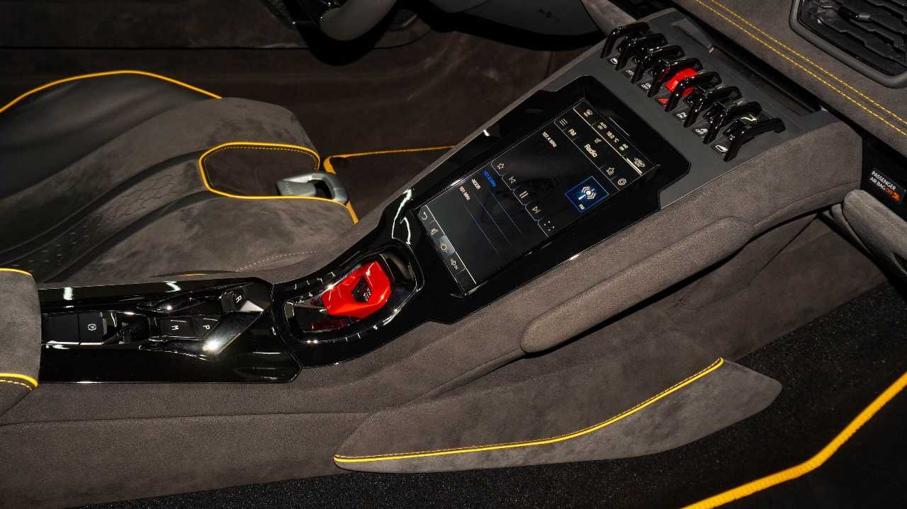 Lamborghini Huracan 2024