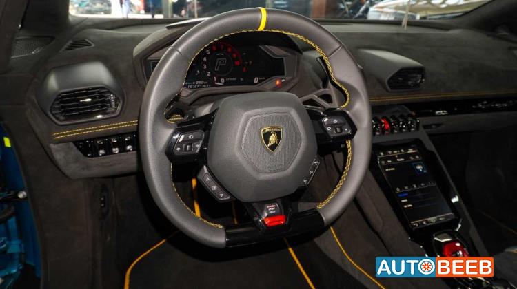 Lamborghini Huracan 2024