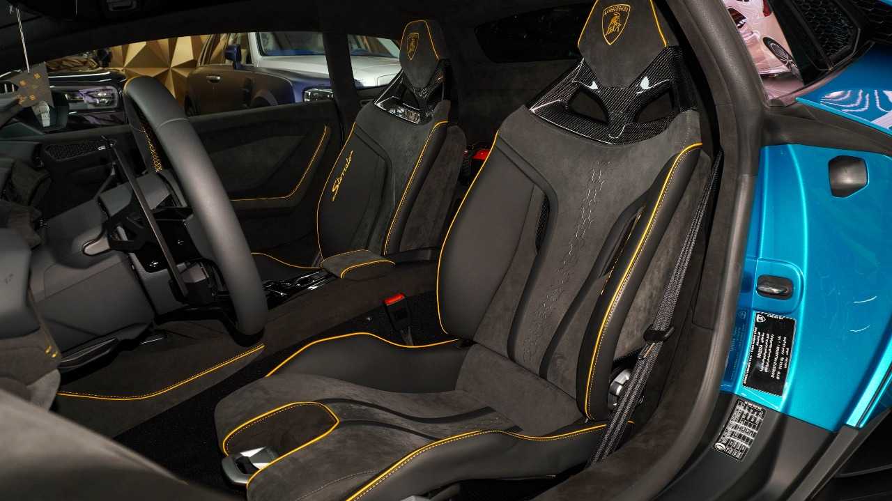 Lamborghini Huracan 2024