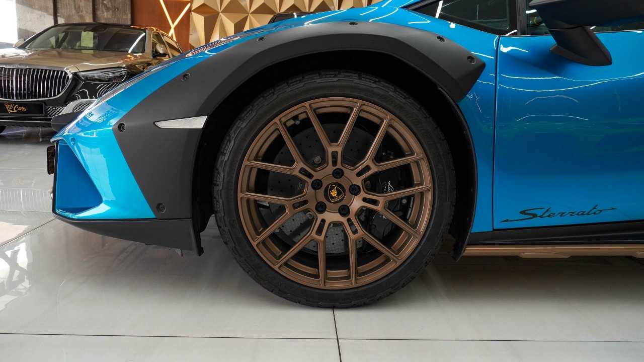 Lamborghini Huracan 2024