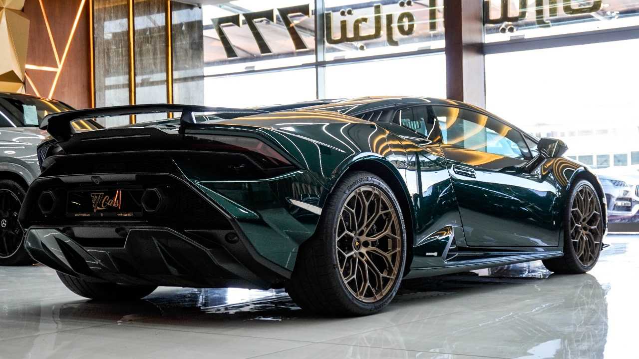 Lamborghini Huracan 2023