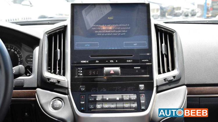 تويوتا لاندكروزر 2020