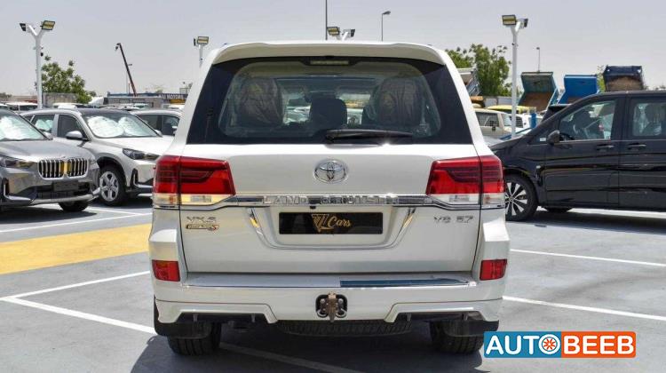 تويوتا لاندكروزر 2020