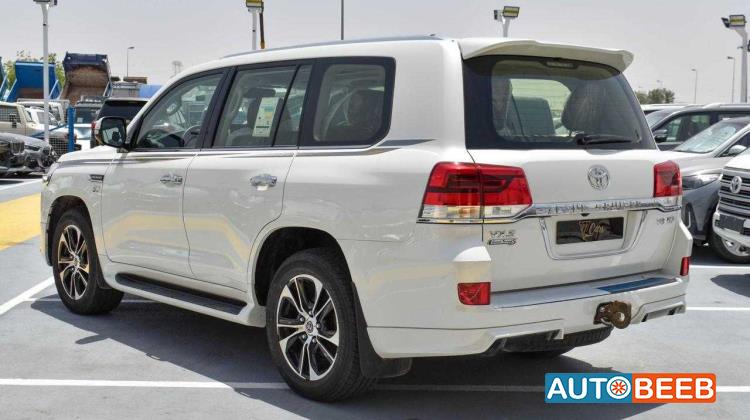 تويوتا لاندكروزر 2020