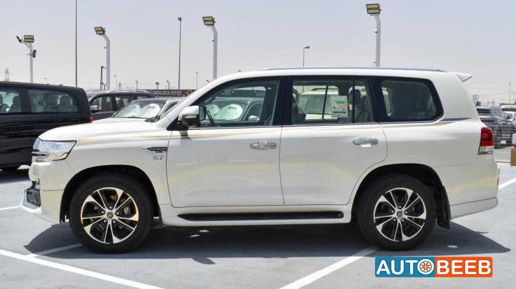 تويوتا لاندكروزر 2020