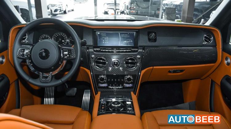 Rolls Royce Cullinan 2023