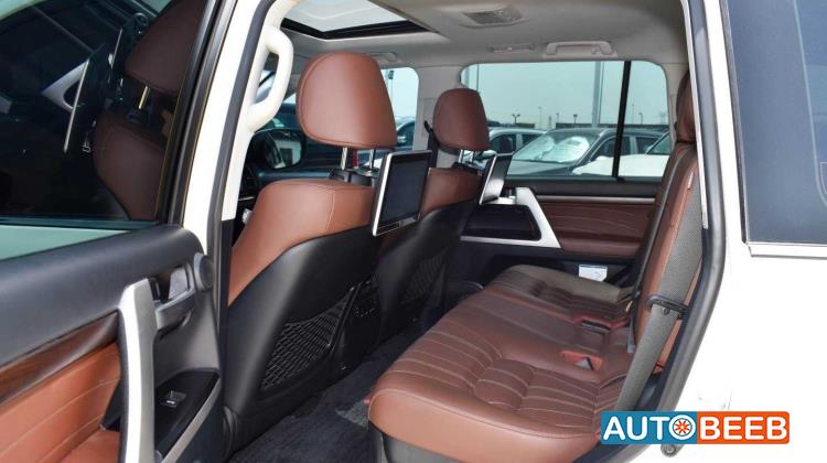 تويوتا لاندكروزر 2020