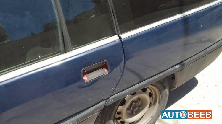 اوبل اوميجا 1989