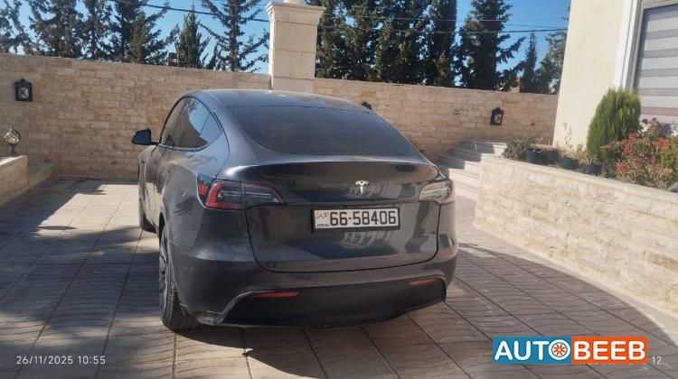 Tesla Y 2022