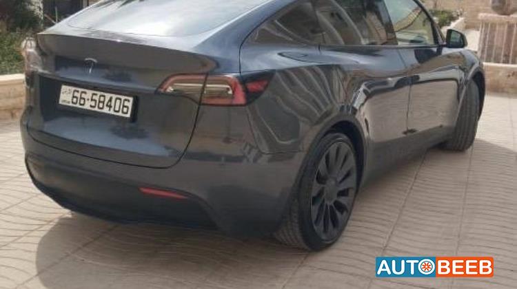Tesla Y 2022