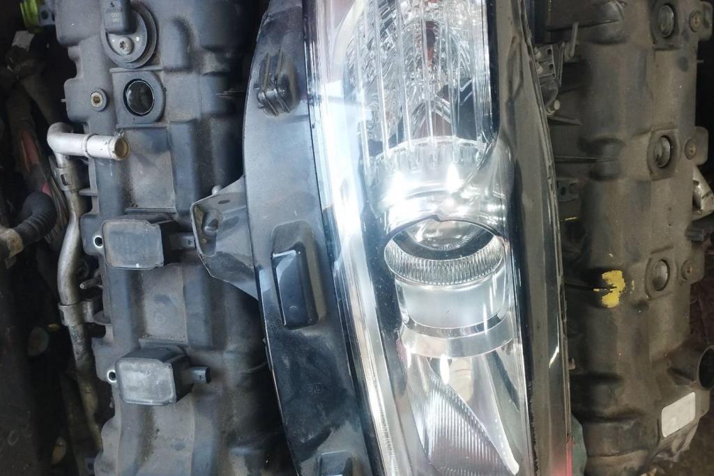 ضوء امامي يمين و شمال فورد فيوجن 2013 2014 2015 2016