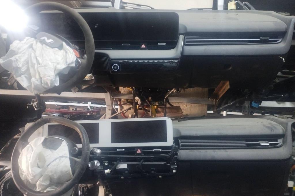 تابلو هونداي ايونك 5 2020 2021 2022 2023 2024 2025