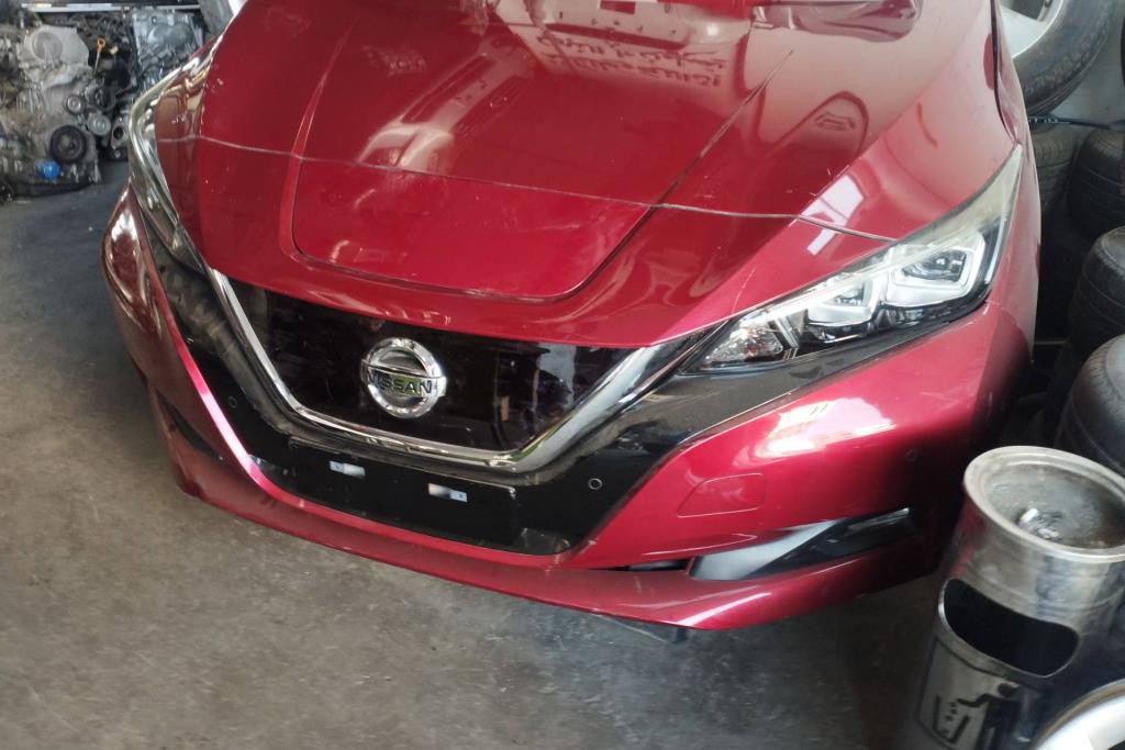 Body  Bumper Nissan Leaf