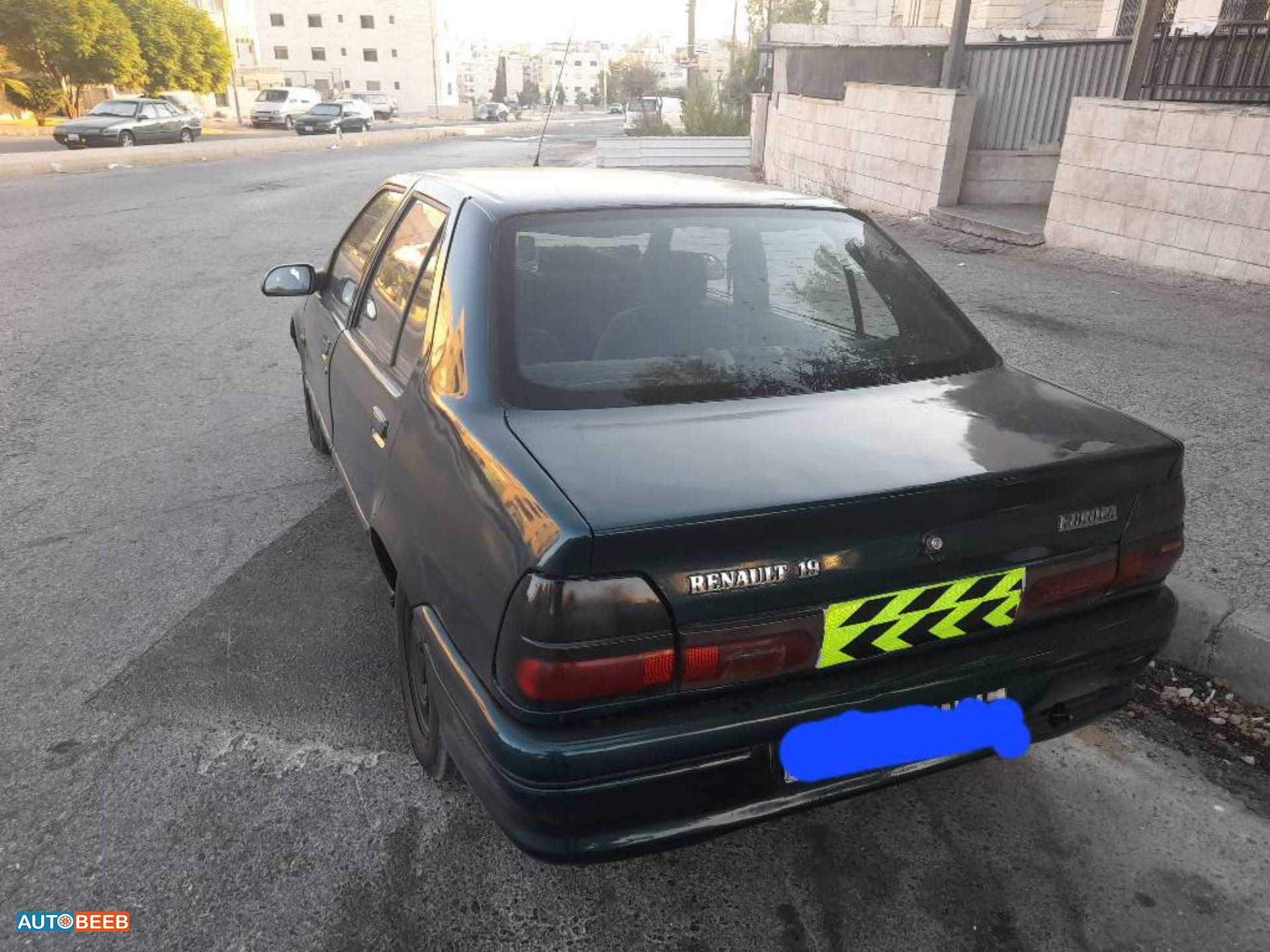 Renault  1999