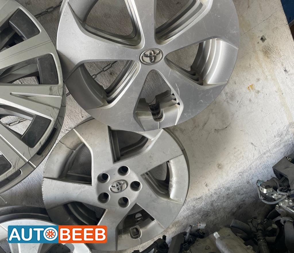 Wheel and Rims Wheel Covers  Toyota Prius