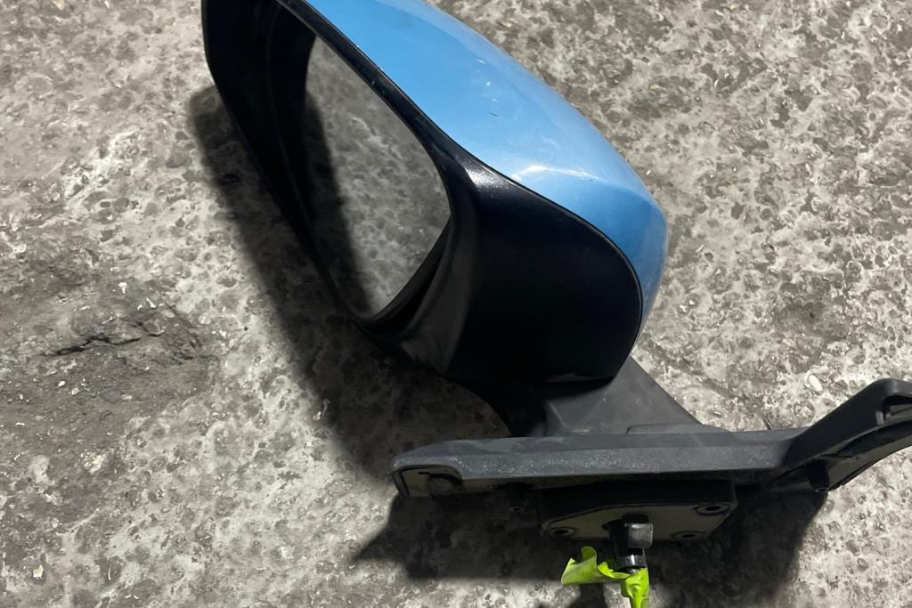 Body  Wing Mirror Toyota Prius C