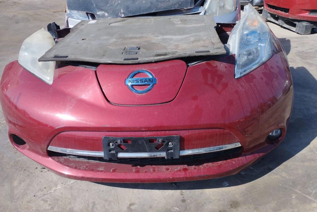 Body  Bumper Nissan Leaf