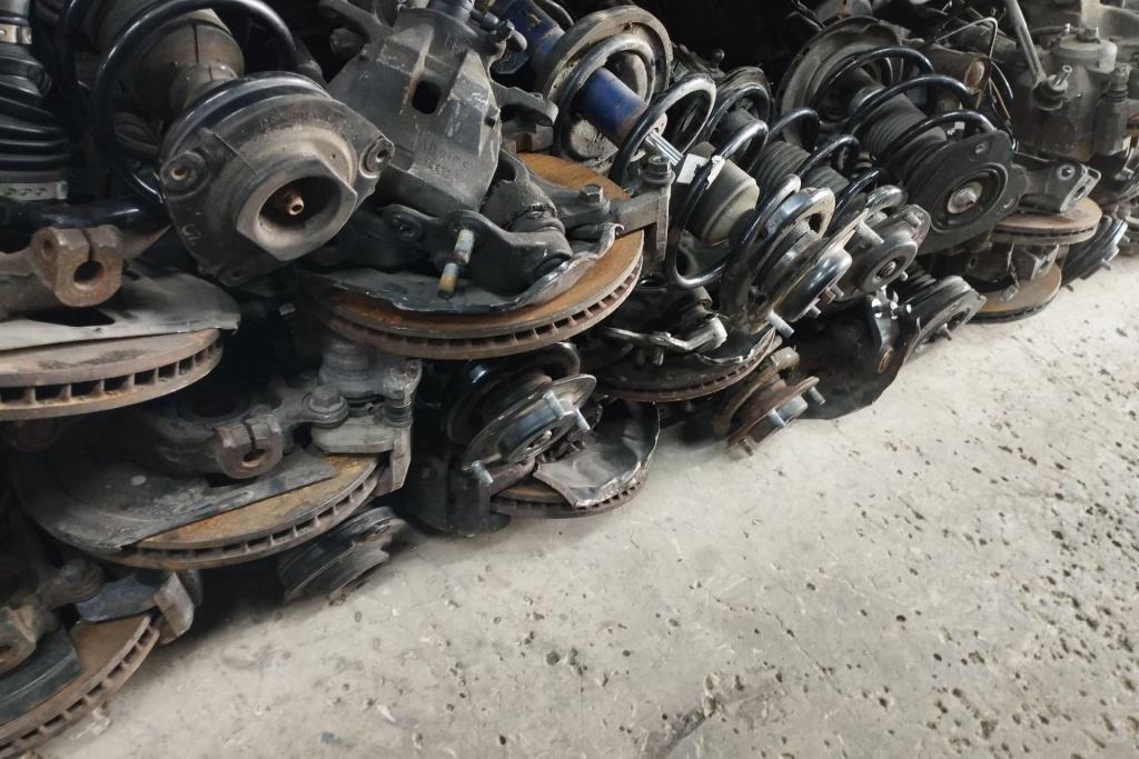  Shock Absorber Toyota Prius