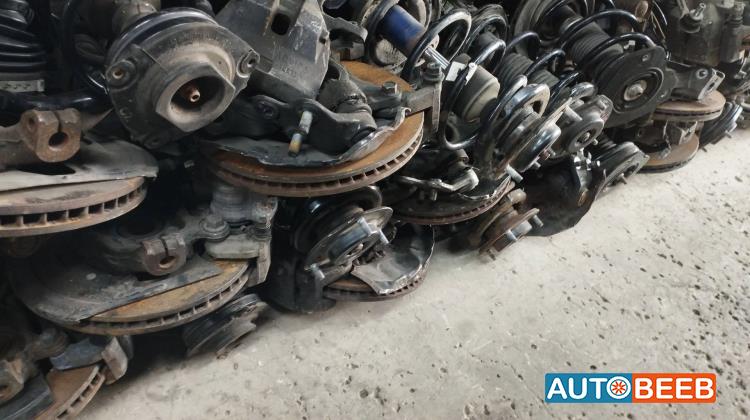  Shock Absorber Toyota Prius