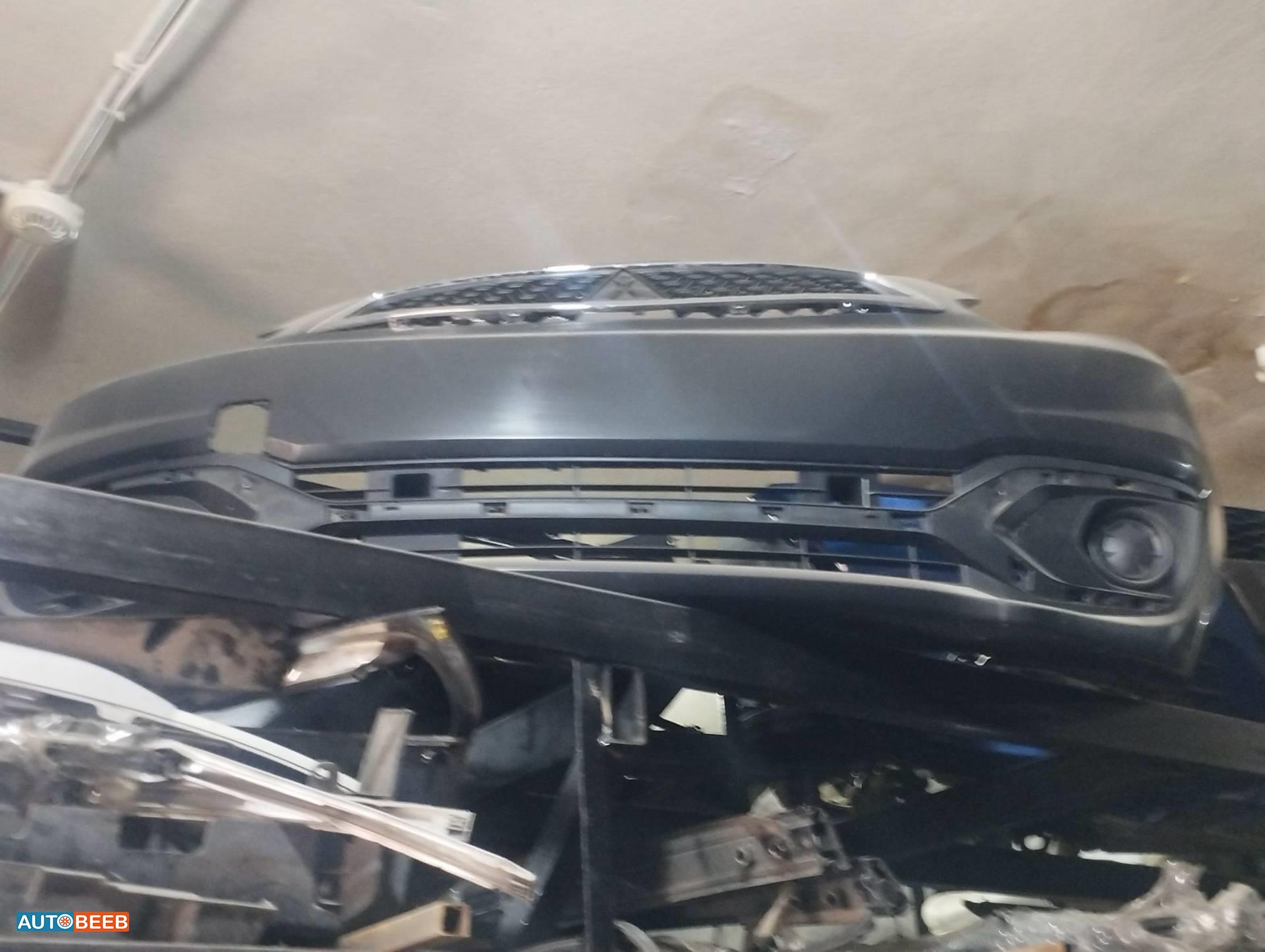 Body  Bumper Mitsubishi Mirage