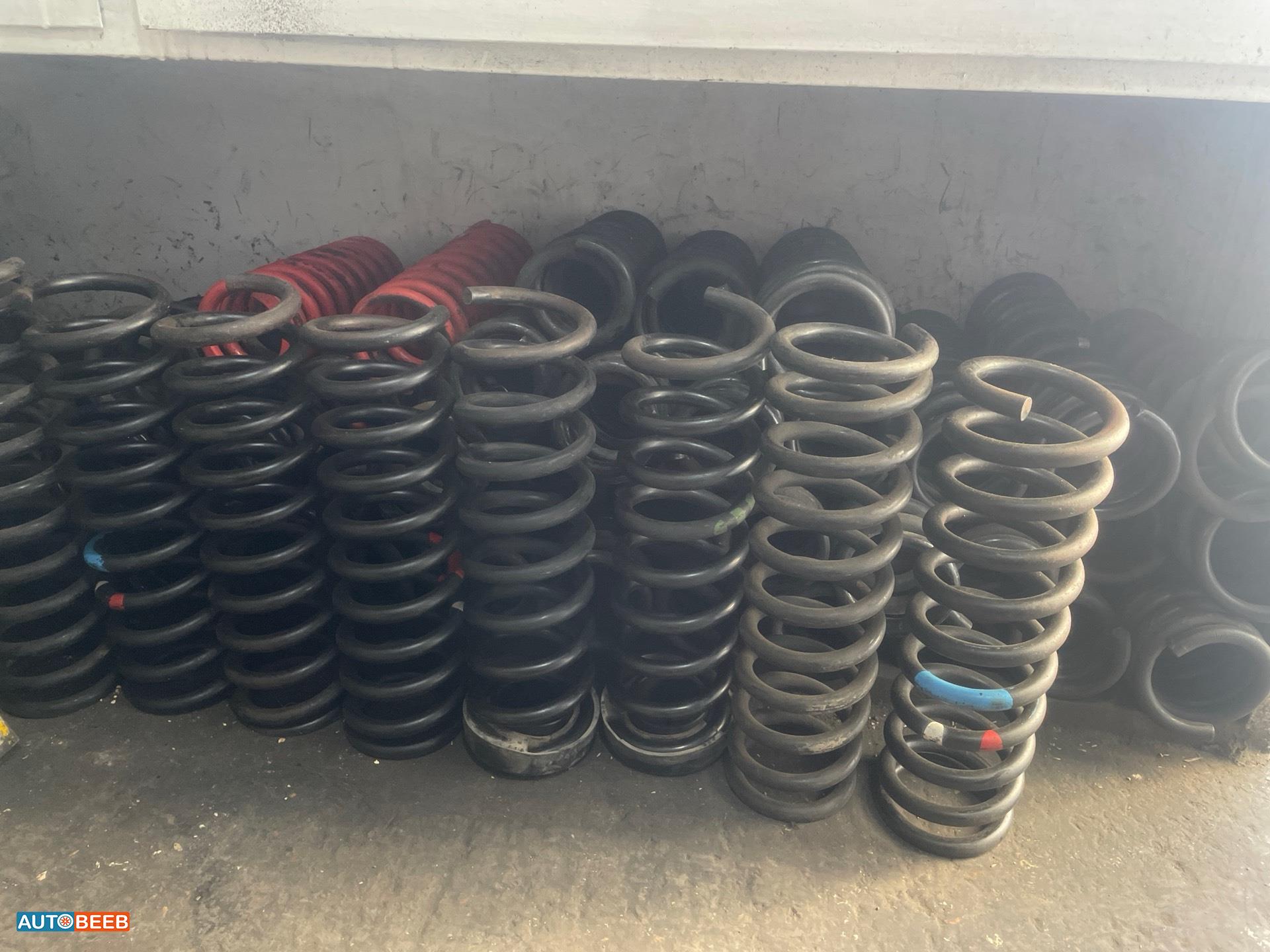 كعكات مرسيدس بطة وقرش ونص 1995 1996 1997 1998