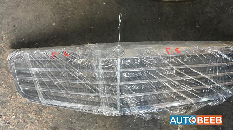 Body  Grilles Mercedes Benz C200