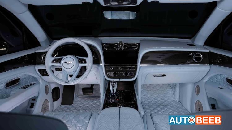 Bentley Bentayga 2024