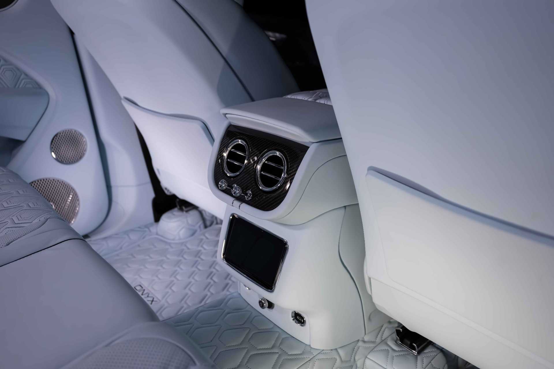 Bentley Bentayga 2024