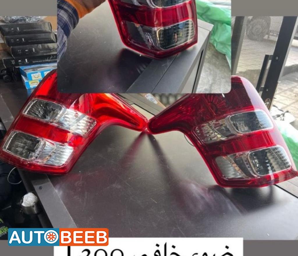 ضوء خلفي متسوبيشي يمين وشمال L200 2015 2016