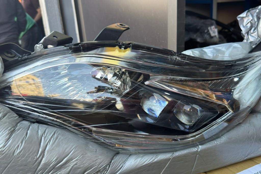 Lights Front light Toyota Avalon