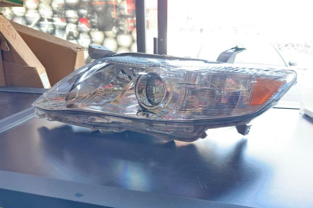 Lights Front light Toyota Camry
