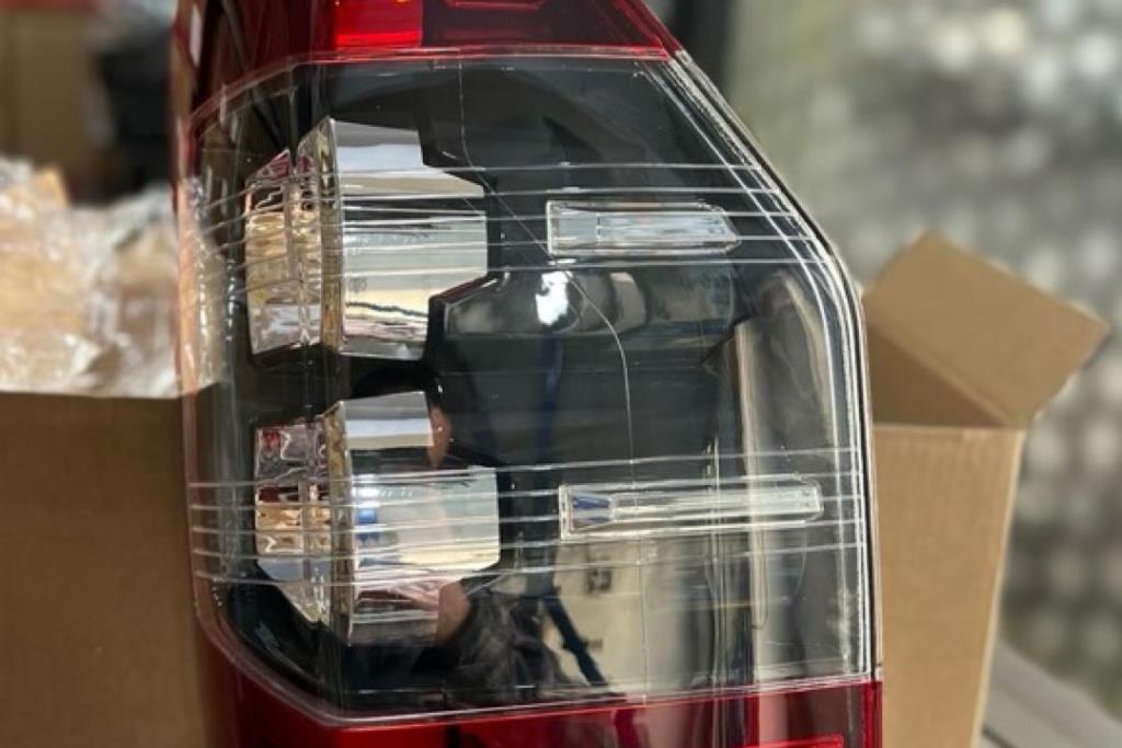 Lights Rear light Mitsubishi L200