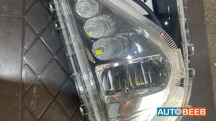 كشاف امامي شمال تويوتا بريوس 2017 2018