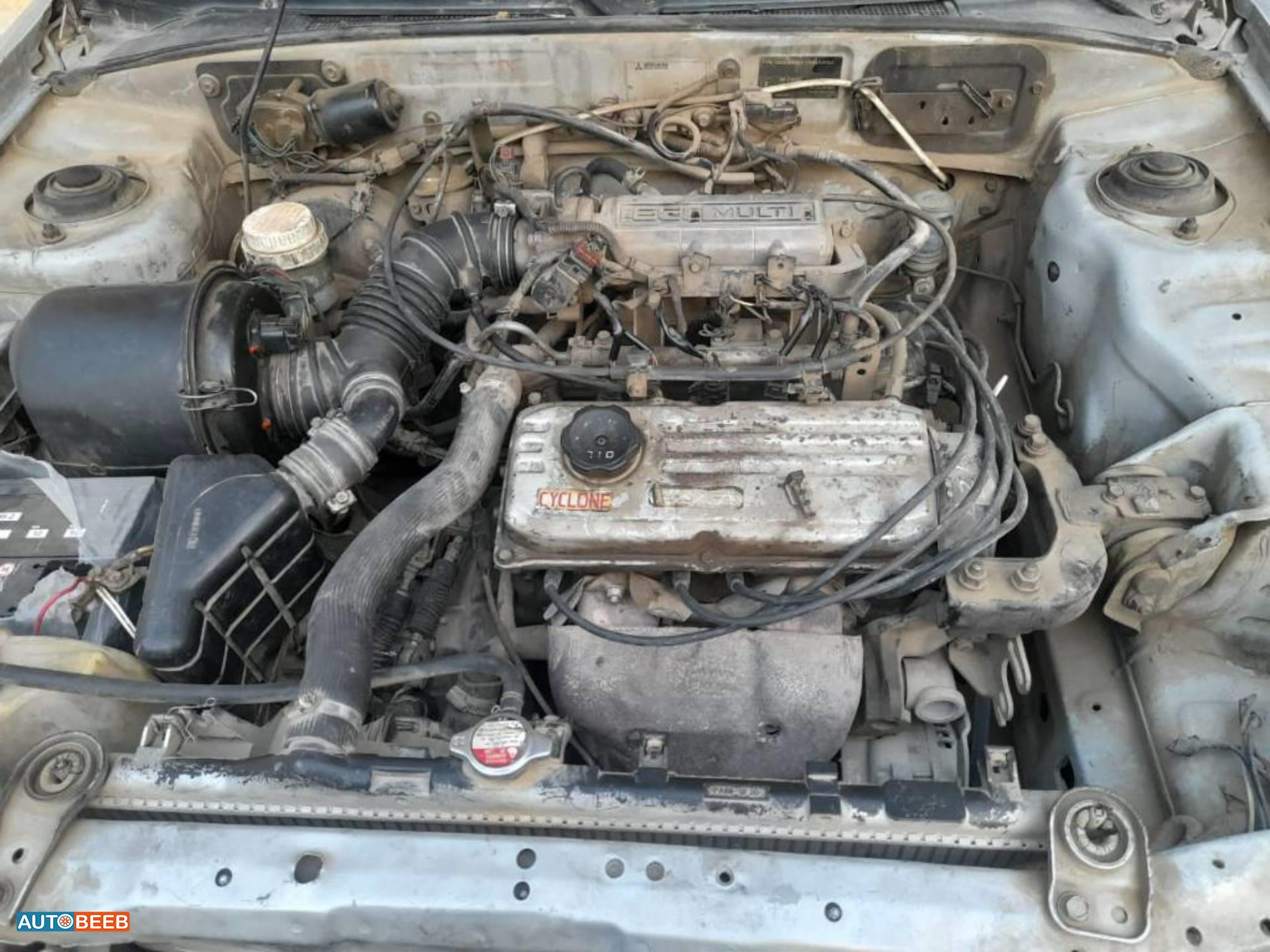 Mitsubishi Lancer 1990