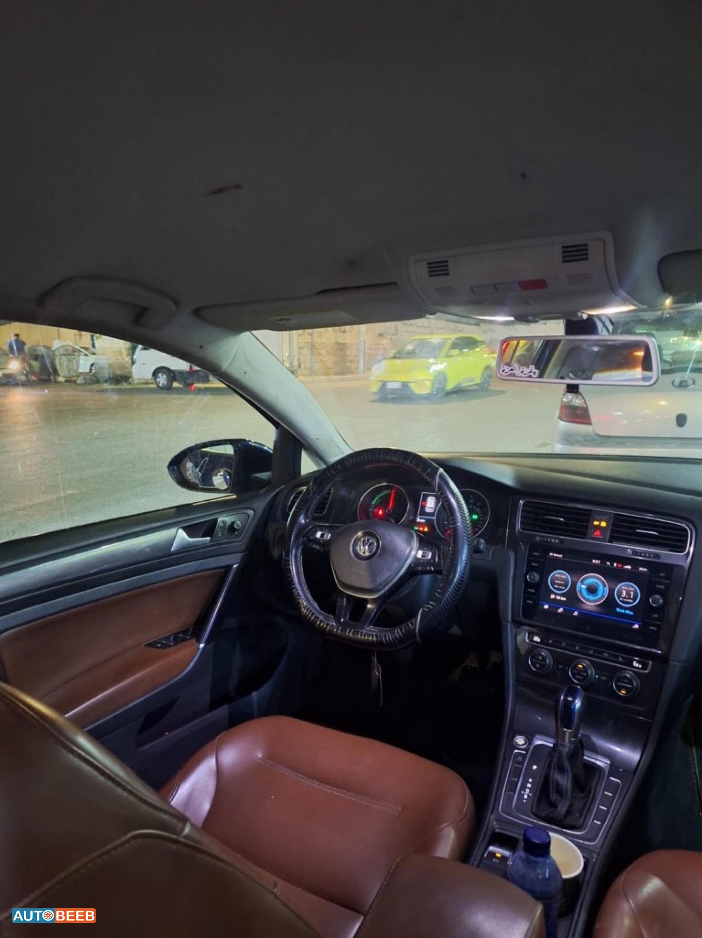 Volkswagen E-Golf 2017