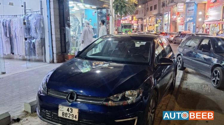 Volkswagen E-Golf 2017