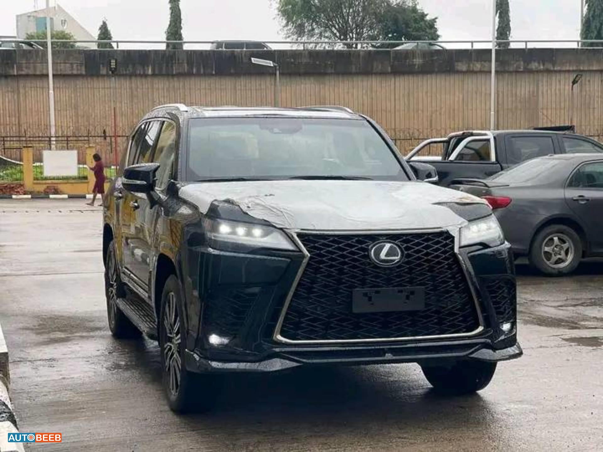 Lexus LX600 2025