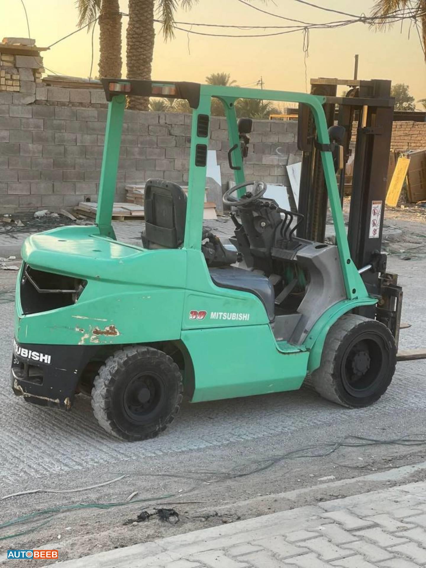 رافعة شوكية تويوتا 2025