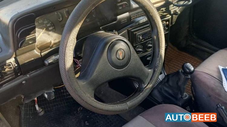 دايو لانوس 1993