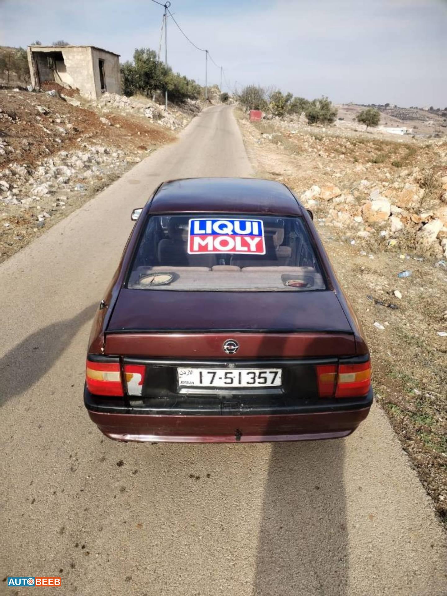 اوبل فيكترا 1991