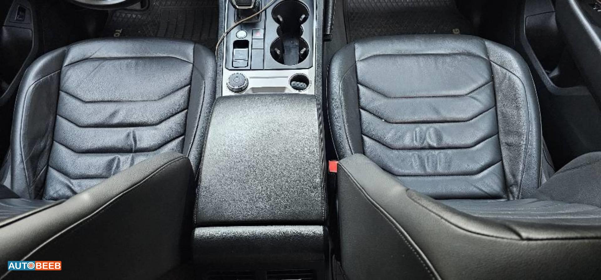 فولكس فاجن طوارق 2019